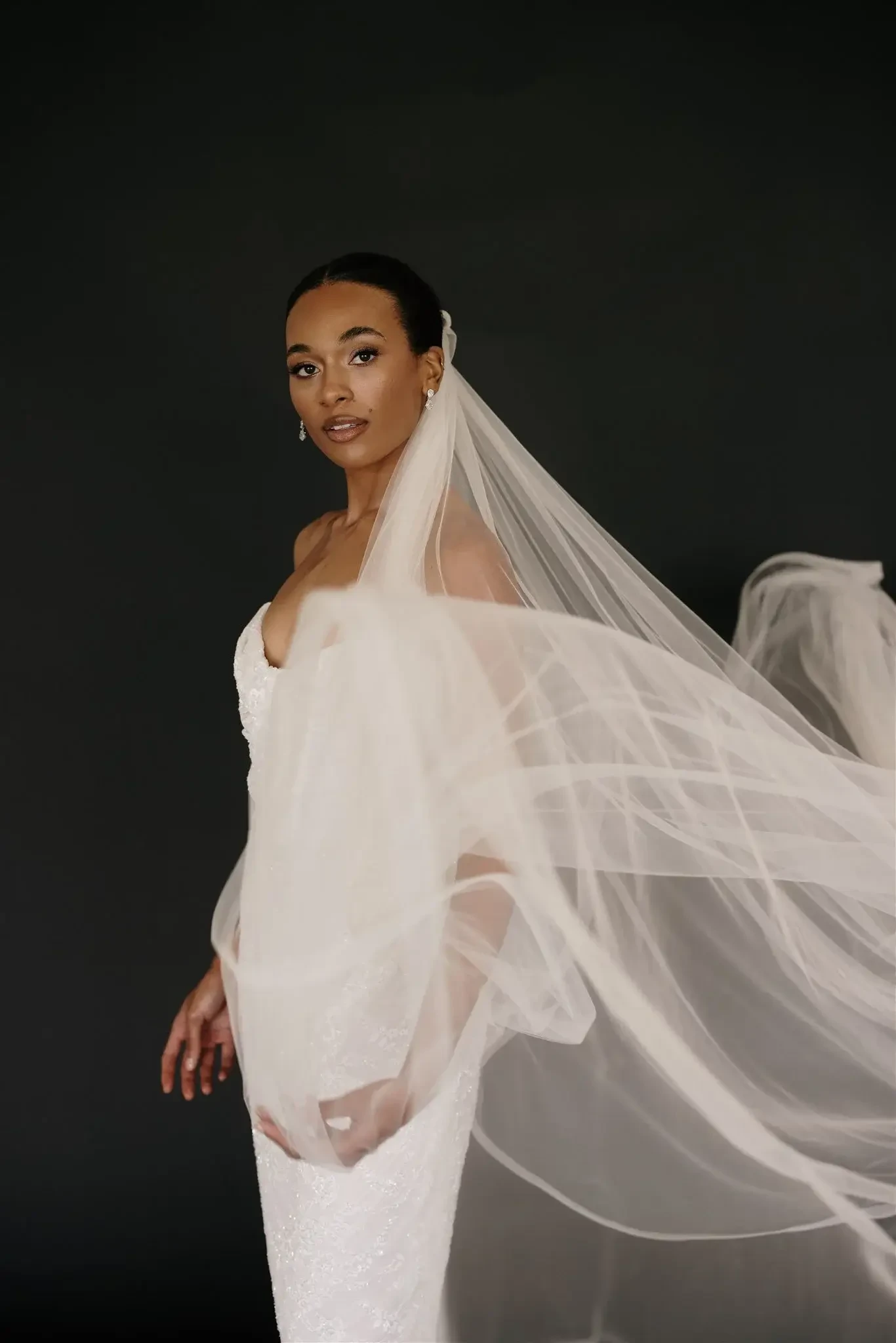 The Ultimate Guide to Wedding Veils: Finding the Perfect Finishing Touch Image