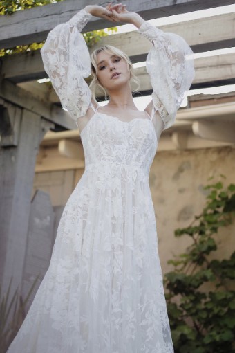 Martina Liana 1423 | Martina Liana #0 default (IV-HNY) Ivory Lace and Tulle over Honey Gown thumbnail