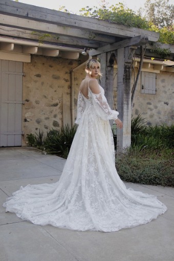Martina Liana 1423 | Martina Liana #1 (IV-HNY) Ivory Lace and Tulle over Honey Gown thumbnail
