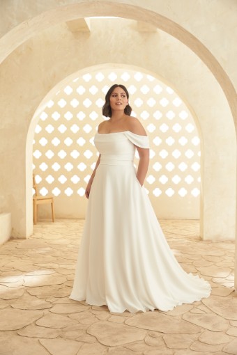 Paloma Blanca 5010 | Paloma Blanca #1 White thumbnail
