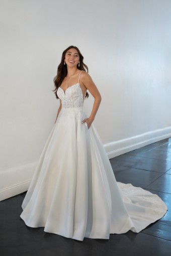 Martina Liana 1430 | Martina Liana #0 default (IV-PL) Ivory Gown w Porcelain Tulle Plunge thumbnail