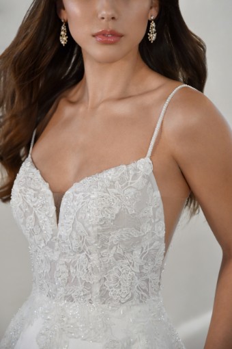 Martina Liana 1430 | Martina Liana #2 default (IV-PL) Ivory Gown w Porcelain Tulle Plunge thumbnail