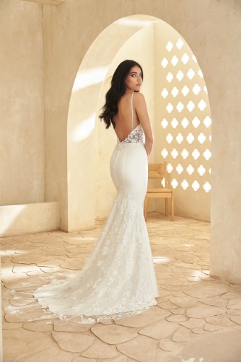 Paloma Blanca 5004 | Paloma Blanca #1 White thumbnail