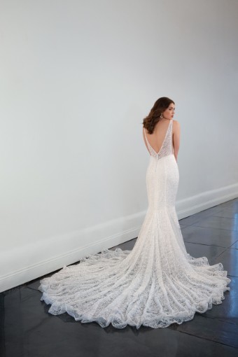 Martina Liana 1509 | Martina Liana #1 (IV-PL) Ivory Gown w Porcelain Tulle Plunge thumbnail