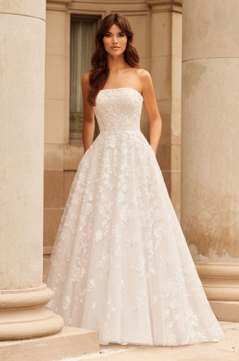 Paloma Blanca 5026 | Paloma Blanca #2 White thumbnail