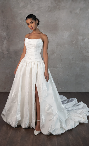 Essense of Australia D4325 | Essense of Australia #1 Ivory thumbnail