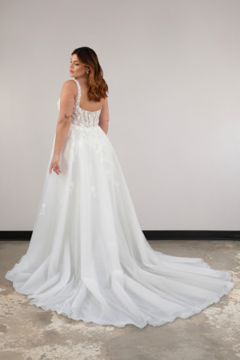 Essense of Australia D4030 | Essense of Australia #4 default (IV-RUM) IVORY LACE TULLE AND ROYAL ORGANZA OVER RUM GOWN thumbnail