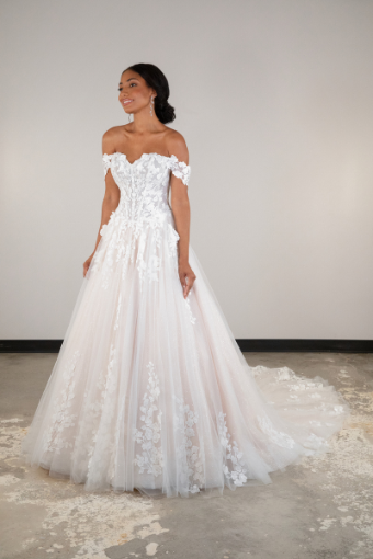 Essense of Australia D4106 | Essense of Australia #0 default (IV-BC) Ivory Lace Tulle & Biscotti Regal Organza over Biscotti Gown thumbnail