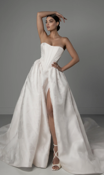 Martina Liana Luxe LE1426 | Martina Liana Luxe #0 default Silk Ivory thumbnail