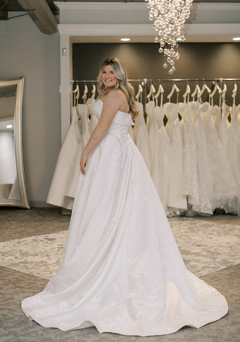 Eloise | Beaumont Collection #1 default Ivory thumbnail