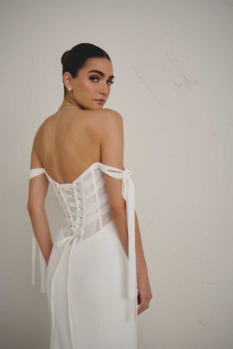 Justin Alexander Signature Cadenza - Z | Justin Alexander Signature #6 Ivory/Latte thumbnail